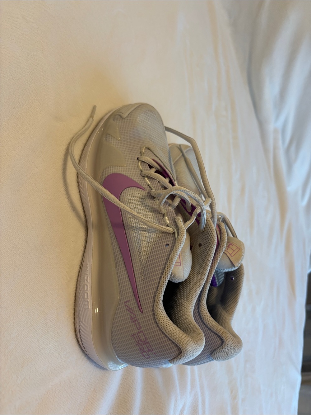 Nike Court Air Zoom Vapor Pro HR White and Lavender Training Shoe - Picture 8 of 11